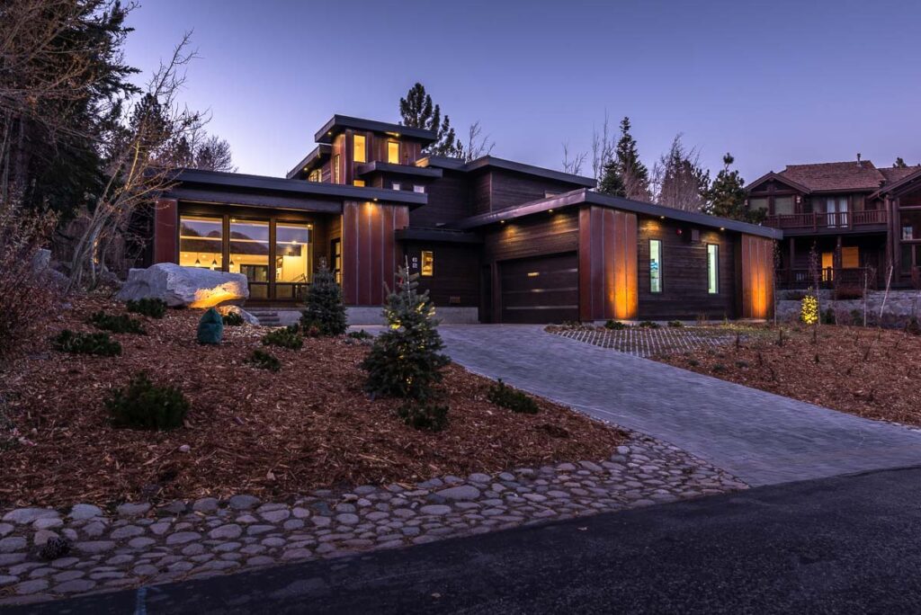 Modern Mountain New Build in Mammoth Lakes Street View